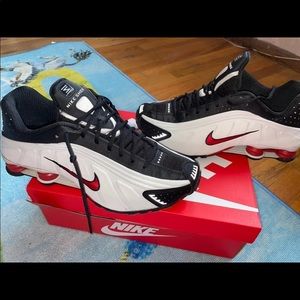 Nike SHOX